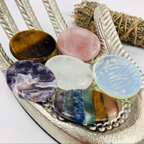 Rose Quartz worry stone palm stone oval thumb stone rock healing crystal gift - Picture 8 of 10